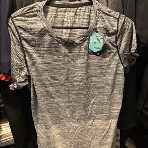 LuLaRoe confident Gray Activewear Shirt